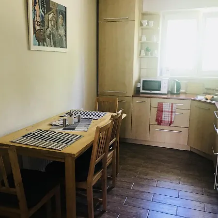 Privatunterkunft Skolici Stredisko Abena S Ubytovanim